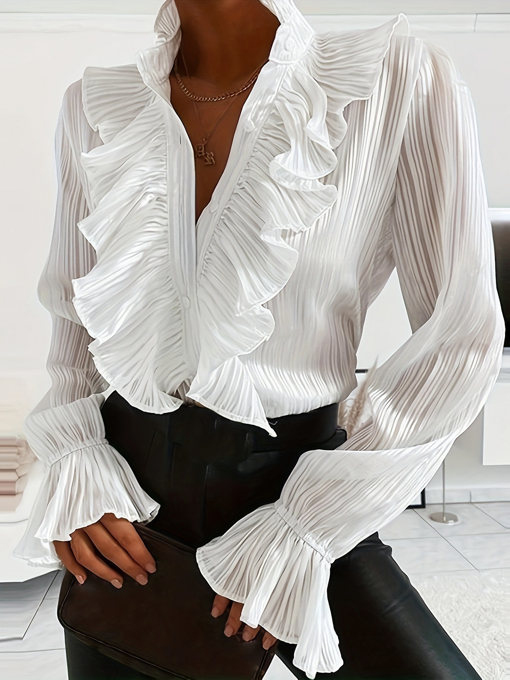 Plain Simple Lotus Leaf Collar Shirt
