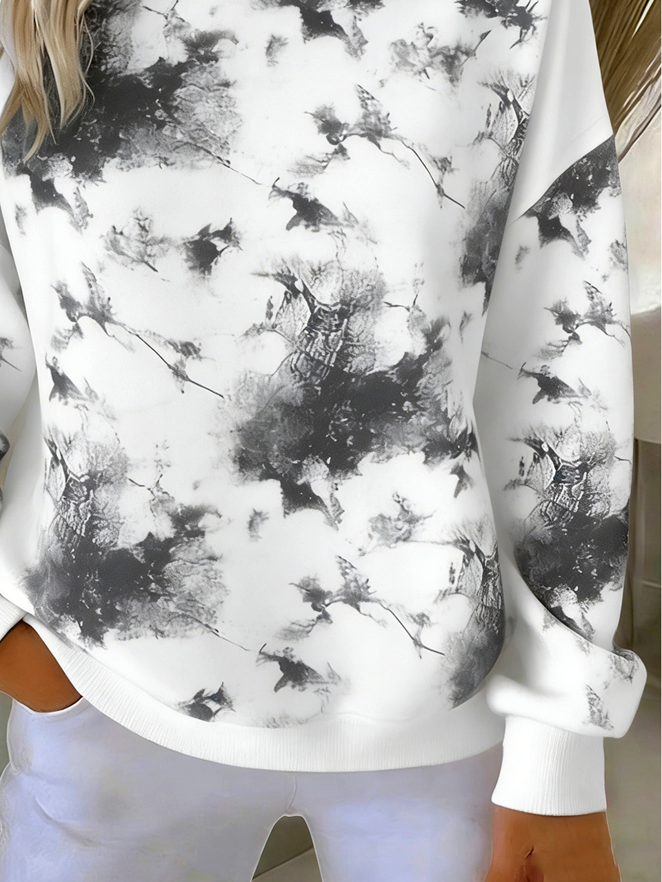 Simple Loose Cotton-Blend Crew Neck Sweatshirt