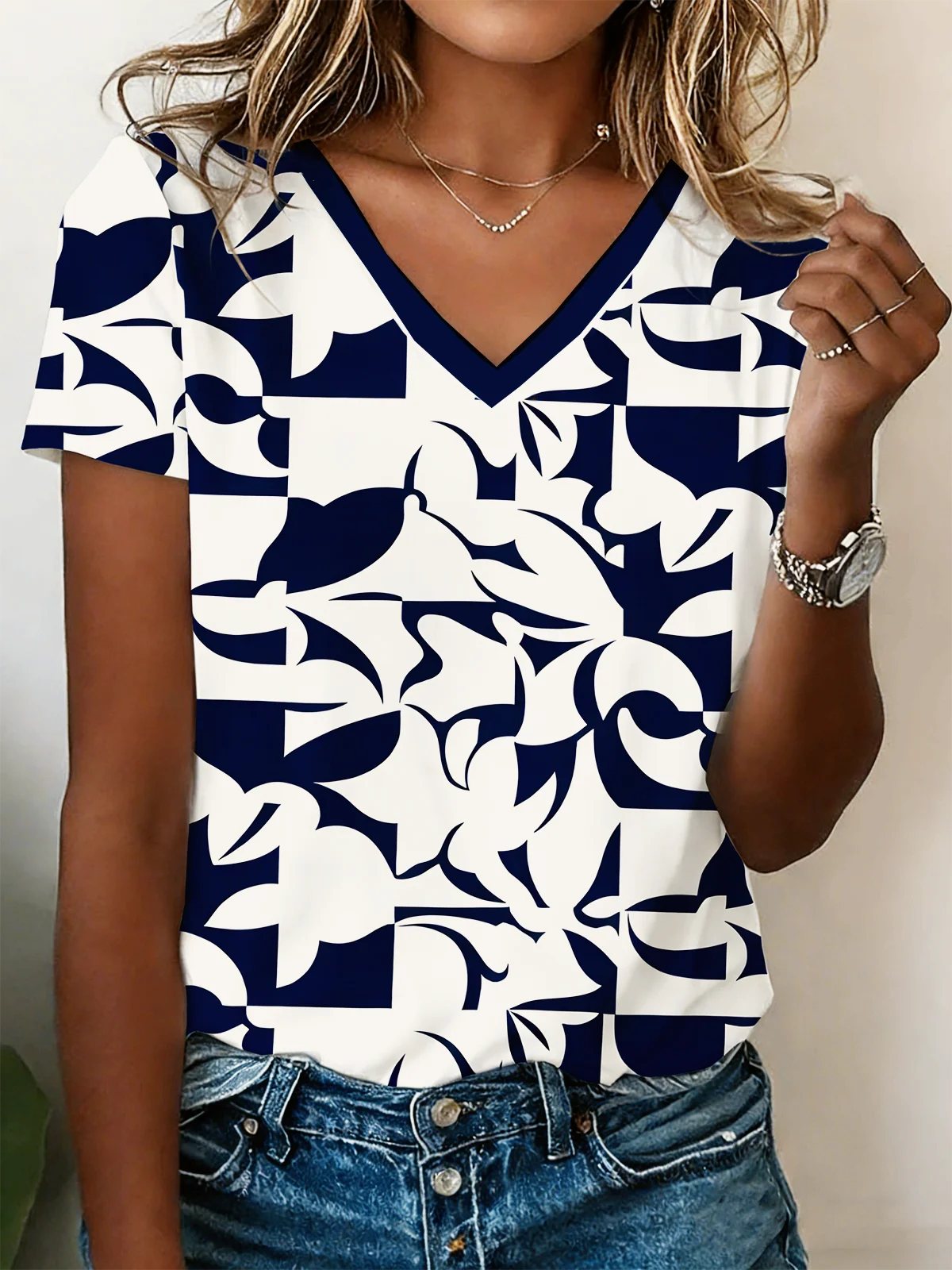 Regular Fit V Neck Elegant T-Shirt