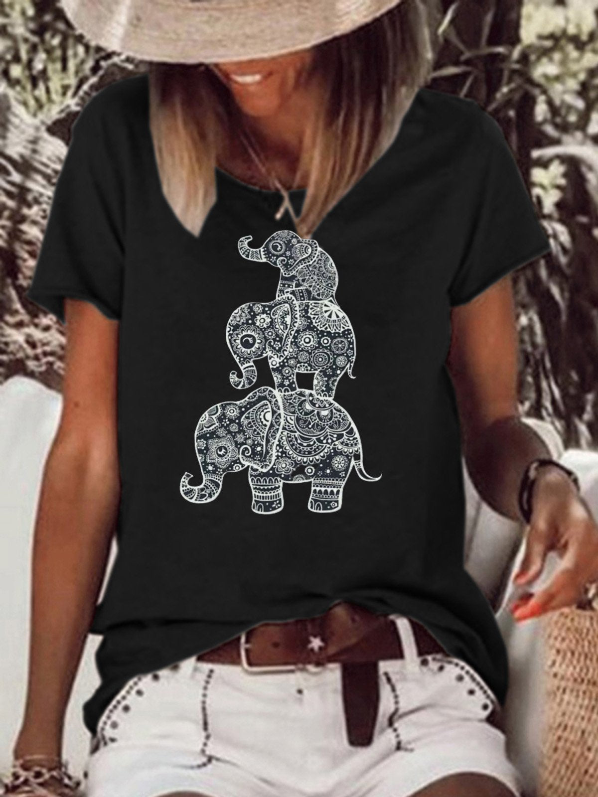 Three Elephants Women's Casual T-Shirt