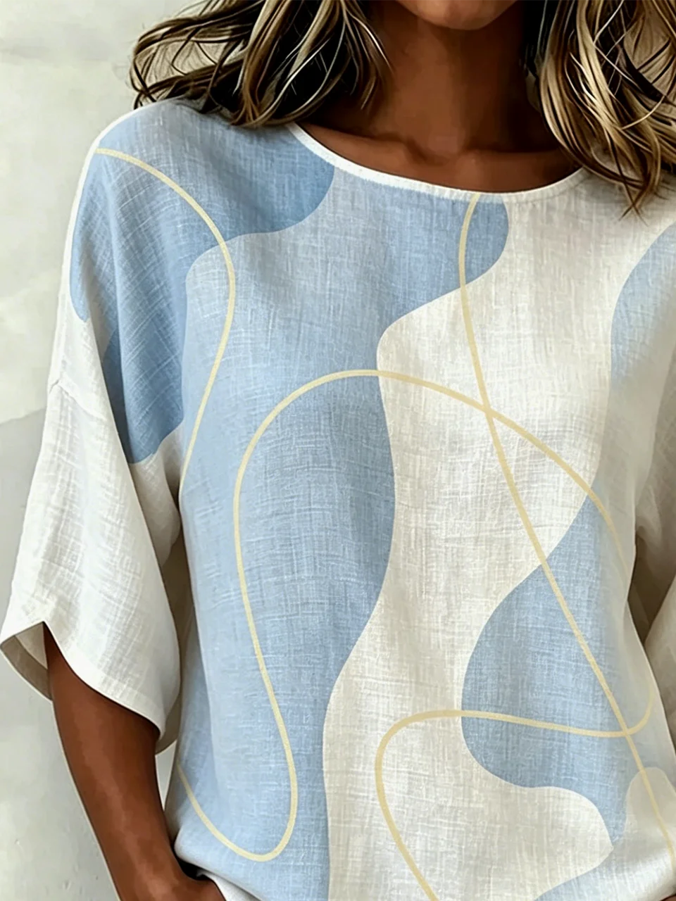 Elegant Geometric Crew Neck Shirt