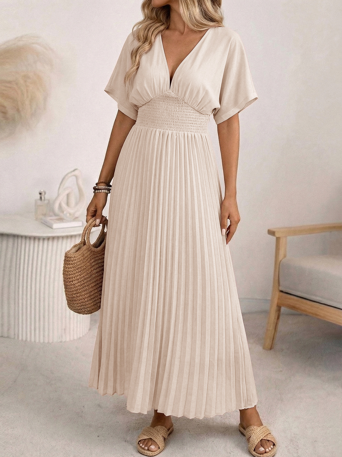 Plain Batwing Short Sleeve V Neck Pleated A-Shape Skirt Elegant Maxi Dress